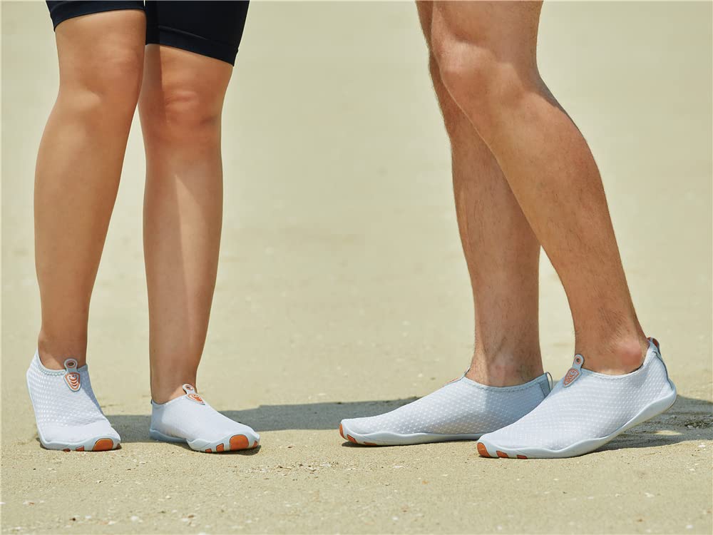 Vsufim Quick-Dry Water Sports Barefoot Shoes Aqua Socks for Swim Beach Pool Surf Yoga for Women Men (8 Women/7 Men)