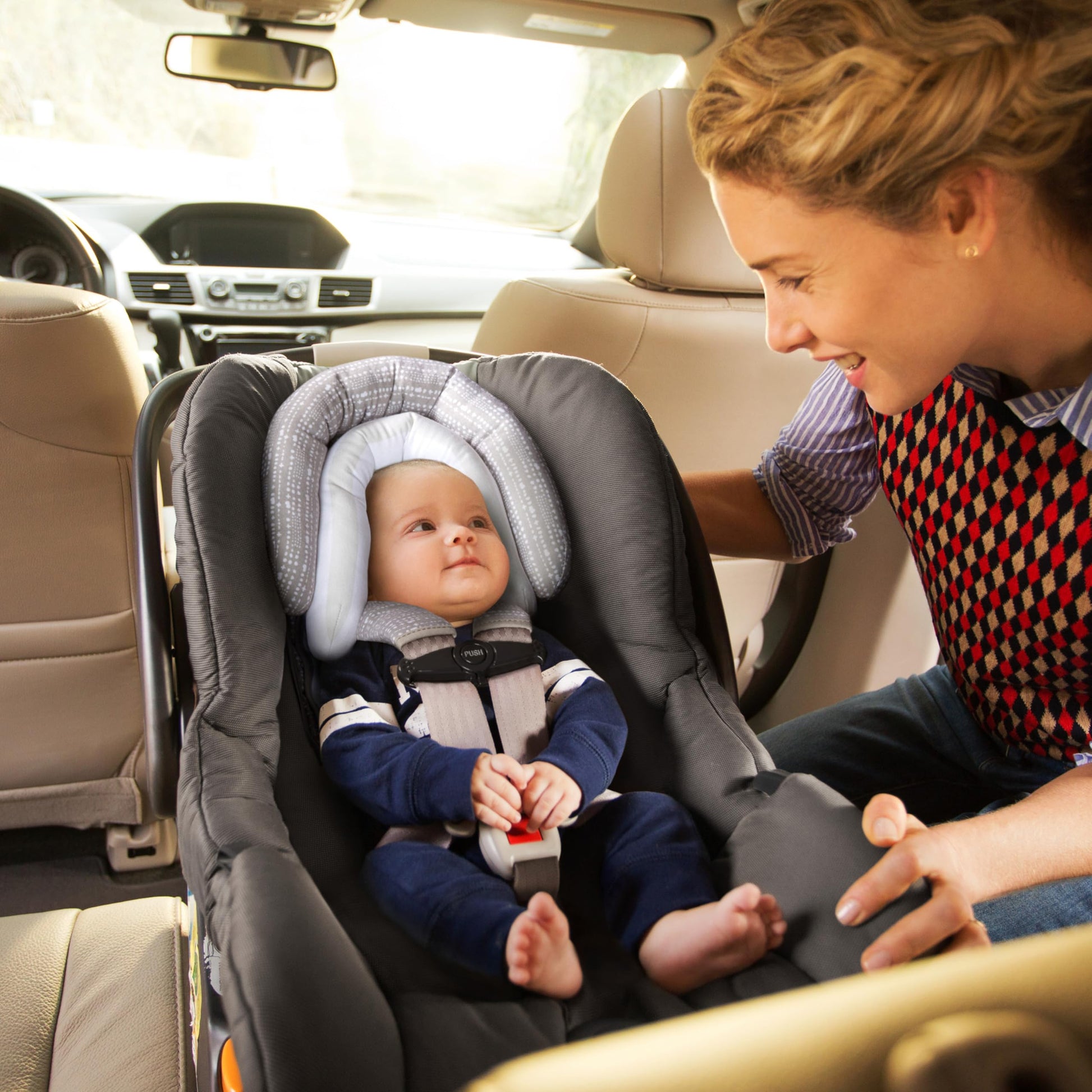 Munchkin XtraGuard Head Support & Strap Cover for Baby Car Seats with Silver-Ion Technology, Dots