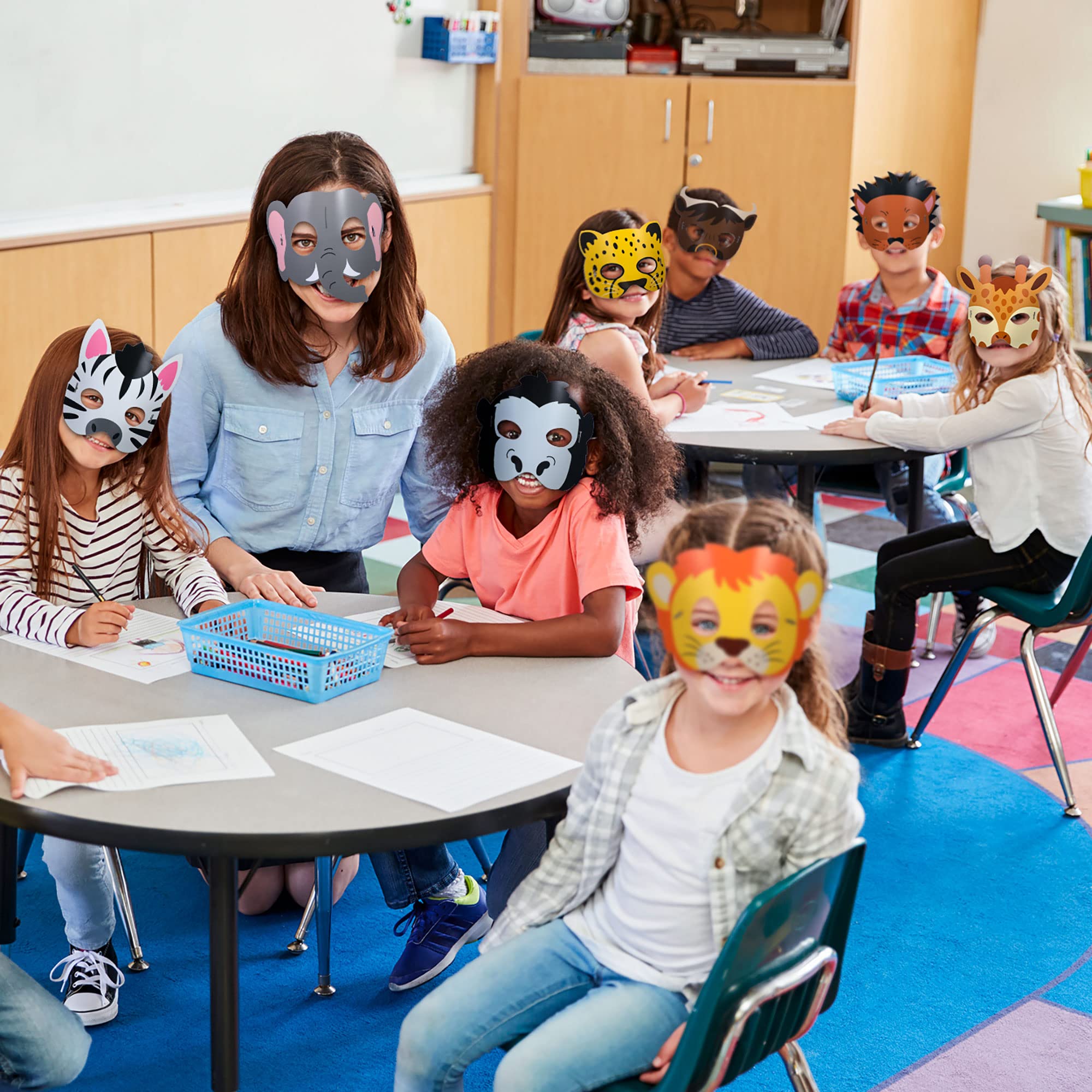 Blulu 16 Pcs Safari Animal Masks for Kids Jungle Zoo Animals Cartoon Masks for Woodland Animal Theme Birthday Party Decorations