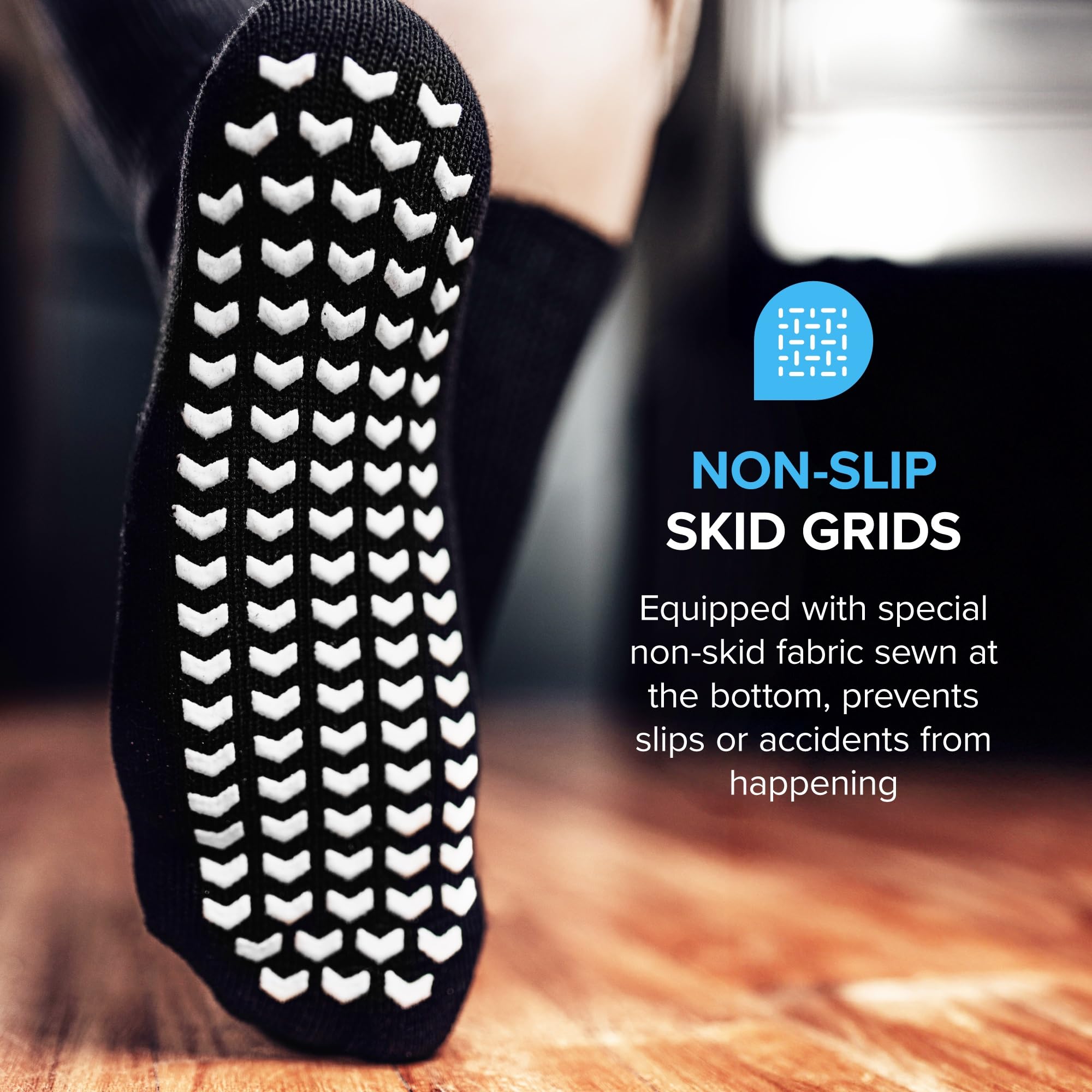 2 Pairs Extra Wide Socks For Swollen Feet, Non-Slip Hospital and Diabetic Socks for Men and Women