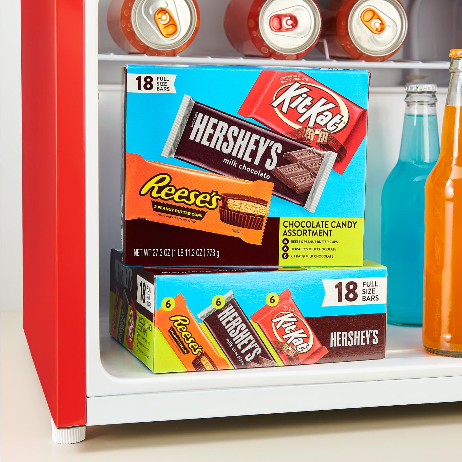 HERSHEY'S, KIT KAT and REESE'S Assorted Milk Chocolate Candy Variety Box, Halloween Candy, 27.3 oz (18 Count)